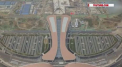 Are forma unei stele de mare, o suprafata cat 25 de stadioane si roboti in loc de angajati. La Beijing a fost inaugurat cel mai mare aeroport din lume - VIDEO
