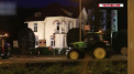 Au urcat in tractoare si au pornit in mars spre sediul Guvernului. Peste o mie de fermieri din Olanda au creat ambuteiaje kilometrice, in timpul unui protest, la care si-au demonstrat nemultumirea fata de autoritati - VIDEO