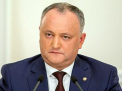 Dodon spune ca i-a trimis lui Putin, drept cadou de ziua lui de nastere, vin moldovenesc