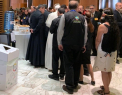 Papa Francisc, fotografiat la coada, in Vatican - FOTO