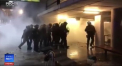 Strazile Barcelonei au fost pentru a doua seara consecutiv scena unor ciocniri violente. Mii de sustinatori ai independentei Cataloniei au ridicat baricade, iar scutierii au intervenit in forta - VIDEO