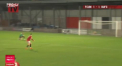 Reusita saptamanii in fotbalul international vine din a saptea divizie a campionatului englez. Un jucator va ramane cu siguranta in memoria multora, dupa ce a marcat un gol spectaculos, cu capul, de la mijlocul terenului - VIDEO