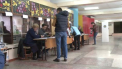 Incalcari de toate felurile - inregistrate de Promo-LEX. La Orhei s-au deschis magazine langa sectii, unde alegatorii au primit ceai si dulciuri - VIDEO