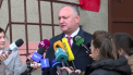 Paziti de bodyguarzi, oficialii si liderii partidelor de la guvernare au mers sa-si dea votul. Cum au votat Igor Dodon, Zinaida Greceanii si Maia Sandu - VIDEO
