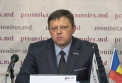 Promo-LEX: La Cimislia, un candidat a inchiriat mai multe masini si a adus organizat alegatori la sectiile de votare, iar la Straseni, reprezentantii unui concurent ofera ceai, cafea si peste viu gratuit - VIDEO