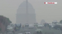 A fost declarata stare de urgenta in capitala Indiei. Orasul Delhi a fost invaluit de un smog toxic dupa artificiile din timpul unui festival hindus, dar si din cauza incendierii de catre fermieri a unor terenuri agricole din apropiere - VIDEO