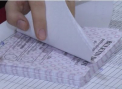 Cerneala care dispare sub flacara brichetei. Procesul verbal cu rezultatele alegerilor dintr-un sat din raionul Edinet ar fi fost completat cu un pix a carui cerneala devine invizibila - VIDEO