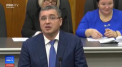 Renato Usatii a fost investit oficial in functia de primar de Balti. Acesta a primit legitimatia la Sedinta Consiliului Municipal, care a inceput solemn - VIDEO