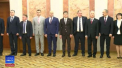 Sase dintre ministrii guvernului Chicu, despre care Igor Dodon spune ca este unul tehnocrat, au fost consilierii sai prezidentiali, iar unul este ruda cu presedintele. Cativa au avut functii si in guvernul democratului Pavel Filip - VIDEO