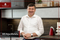 DE LA PROIECTIE, LA REALITATE: BUCATARIA MODERNA – O OPERA DE ARTA! ALEXANDRU NEGRUTA, DIRECTOR MOBILIS: „IN GENERAL, RECOMANDAM SA SE LUCREZE IN DOUA CULORI...”