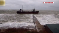 O nava aflata sub pavilionul RM a esuat in golful de langa Odesa, in Ucraina. Ambarcatiunea era localizata initial intr-un port la 30 de kilometri de Odesa, dar a fost rupta de ancora si dusa de val - VIDEO