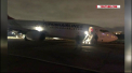Incident pe aeroportul din Odessa. Un avion a fost avariat in timpul aterizarii, dupa ce rotile frontale ale aeronavei au fost distruse la contactul cu pista - VIDEO
