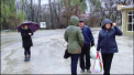 Unul dintre cele mai mari sate din nordul  tarii a ramas fara transport public. Locuitorii din Pelinia, raionul Drochia, sunt nevoiti sa faca zilnic autostopul pentru a ajunge la Balti. Asta pentru ca, de mai bine de o luna, nici autobusul care se defecta cu regularitate, nu mai circula. Unii dau vina pe primar - VIDEO