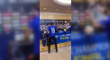 Echipa antrenata de tehnicianul roman Razvan Lucescu, Al Hilal, a castigat Liga Campionilor Asiei. Jucatorii nu si-au putut abtine emotiile si au intrat peste antrenor chiar la conferinta de presa - VIDEO