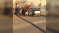 BMW X6, in flacari, stins cu vidanja. Imaginile care au devenit virale - VIDEO