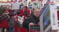 Weekend-ul care tocmai s-a incheiat a fost cel mai profitabil din istorie, in Statele Unite. De Black Friday, americanii au cheltuit suma-record de 7,4 miliarde de dolari  - VIDEO