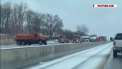 Scene parca desprinse din jocurile video au putut fi vazute pe o autostrada din SUA. Peste 50 de masini au intrat una in alta, dupa ce soferii au pierdut controlul asupra volanului din cauza vizibilitatii reduse - VIDEO