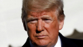Tenul lui Donald Trump are o nuanta portocalie pentru ca presedintele SUA foloseste in exces un produs cosmetic pentru femei