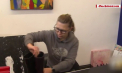 Imaginati-va pentru o clipa ca v-ati verificat contul bancar si ati depistat 37 de milioane de dolari… in plus. Asa a patit o vanzatoare din Statele Unite. Primul lucru pe care l-a facut? Nu a mers la cumparaturi, ci a sunat la politie - VIDEO