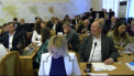 Glume si perle astazi la sedinta Consiliului Municipal Chisinau. Dupa trei ore, discutiile s-au incheiat fara nicio decizie aprobata, in schimb consilierii au primit colindatori si s-au luat peste picior unii pe altii - VIDEO