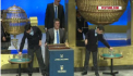 2 miliarde si jumatate de euro au fost puse in joc la celebra loterie de Craciun de la Madrid. Asa cum spune traditia, numerele castigatoare au fost anuntate de copii - VIDEO
