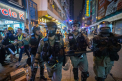 Proteste in Hong Kong. Politia a folosit gaze lacrimogene pentru a dispersa manifestantii