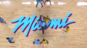 Meci de foc in Conferinta de Est intre Miami si Indiana. Dupa ce pe tot parcursul  partidei s-a jucat la o diferenta de cateva puncte, formatia din Florida s-a impus cu doar sapte secunde inainte de fluerul final - VIDEO