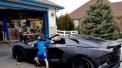 Cel mai grozav tata din lume: i-a daruit fiului un Lamborghini Aventador complet functional realizat cu o imprimanta 3D - VIDEO