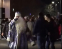 Un Mos Craciun, la un pas de a fi batut in noaptea dintre ani. Incidentul a avut loc intr-un oras din Rusia - VIDEO