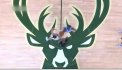 Liderul conferintei de Est din NBA, Milwaukee, a avut parte de un meci dificil contra celor de la Minnesota si a castigat la 2 puncte diferenta - VIDEO