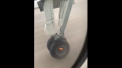 Pasagerul unui avion a filmat momentul in care o roata se desprinde in timpul decolarii - VIDEO
