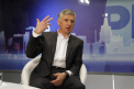 Ion Sturza, la InPROfunzime: Oameni din anturajul lui Vlad Plahotniuc si Ilan Sor au incercat sa ma linisteasca. Fostul premier spune ca acestia ar fi trimis ofiteri SIS la Bucuresti pentru a gasi informatii care sa-l compromita - VIDEO
