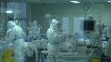Cei doi moldoveni si 17 romani care fac parte din echipajul navei de croaziera ancorat in portul Yokohama sunt blocati in carantina de o saptamna. Cazurile de infectie cu coronavirus depasesc 130, iar oamenii sunt din ce in ce mai panicati - VIDEO