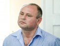 Deputatul PSRM, Oleg Sava, surprins cum se uita pe internet la femei dezgolite. Dorin Chirtoaca: "PSRM “munceste” in Parlament" - FOTO