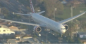 Aterizare dificila pentru un avion de pasageri. Pilotul a declarat stare de urgenta - VIDEO