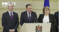 Ruptura in Partidul Democrat. Sase deputati, in frunte cu Andrian Candu au anuntat ca parasesc formatiunea. Ei au acuzat conducerea partidului ca ar incerca sa creeze, pe la spate, o coalitie cu PSRM si ca s-ar fi negociat deja si anumite ministere - VIDEO