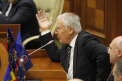 Cum Dumitru Diacov le-a urat succes fostilor democrati in formarea noului grup parlamentar: "Unda verde sa pluteasca pe valurile tulbure ale politicii moldovenesti" - VIDEO