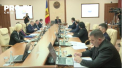 Deputatii de la PAS si PPDA spun ca prezenta prim-ministrului in Parlament i-a surprins. Ei considera ca Ion Chicu a venit pe nepusa masa, neinvitat de deputati si trimis de Igor Dodon - VIDEO