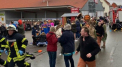 O masina a intrat in multime la o parada, in Germania. Cel putin 15 raniti - VIDEO