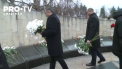 Dupa ce i-a insotit pe presedinte si seful legislativului, Ion Chicu a mers, din nou, sa depuna flori la monumentul Eternitate, de aceasta data cu membrii cabinetului sau - VIDEO 