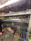 Panica in randul cetatenilor. Acestia au luat cu asalt supermarketurile pentru a se putea aproviziona cu produse alimentare, asta dupa ce au fost anuntate alte doua cazuri de infectare cu coronavirus - FOTO / VIDEO