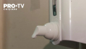 S-au instituit masuri de protectie impotriva coronavirusului si in Parlament. Fiecarei persoane care intra in cladire ii este masurata temperatura cu un termometru electronic, pe holuri au fost instalate dozatoare cu dezinfectant, iar in zilele urmatoare ar putea fi cumparat si un termoscaner - VIDEO