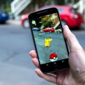 Italian amendat de politie dupa ce a incalcat carantina si a iesit la vanatoare de pokemoni
