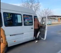 Pe timp de carantina, microbuzul din Milestii Mici este plin cu pasageri - VIDEO