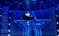 Romanii au talent 2020: Mauricio Cugat-Desole, artistul care a dansat in aer, sustinut de propriul par - VIDEO