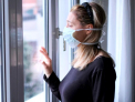 Stati in casa! COVID-19 e posibil sa ramana infectios pana la 8 zile dupa vindecarea simptomelor, conform unui nou studiu