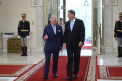 Sapte zile au fost de ajuns. Printul Charles a iesit din carantina