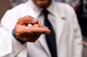 SUA: O echipa de cercetatori a dezvoltat un potential vaccin contra coronavirusului, administrat printr-un plasture (studiu)