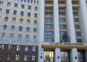 "Protejati medicii! Salvati Oamenii!" Este mesajul atasat de catre membrii PAS pe geamurile de la parlament, astfel lansand o noua campanie - FOTO