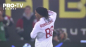 Brazilianul Ronaldinho a fost eliberat dupa mai bine de o luna din inchisoarea in care a fost inchis, alaturi de fratele sau pentru utilizarea unor pasapoarte false la intrarea in Paraguay. Legendarul jucator a platit o cautiune de 1,6 milioane de dolari - VIDEO